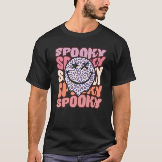 Groovy Retro Spooky Vibes Hippie Halloween Witch C T-shirt (Voorkant)