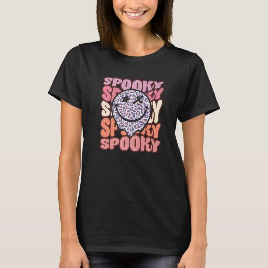 Groovy Retro Spooky Vibes Hippie Halloween Witch C T-shirt (Voorkant)