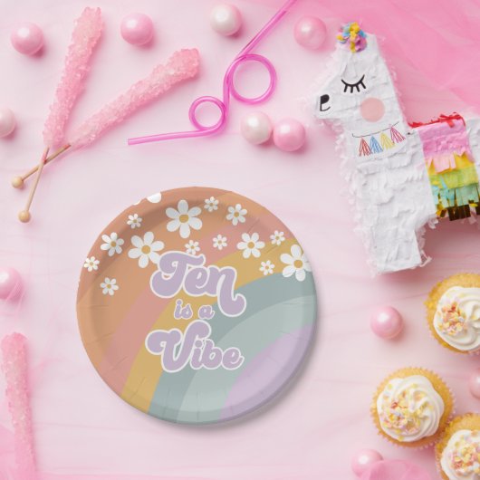 Groovy Retro Ten is een Vibe Rainbow Paper Bord (Feest)