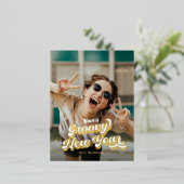 Groovy Retro Typografie Happy Nieuwjaar Folie Feestdagen Briefkaart (Staand Voorkant)