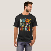 Groovy Rock The Test Motivational Retro Teachers T T-shirt (Voorkant volledig)