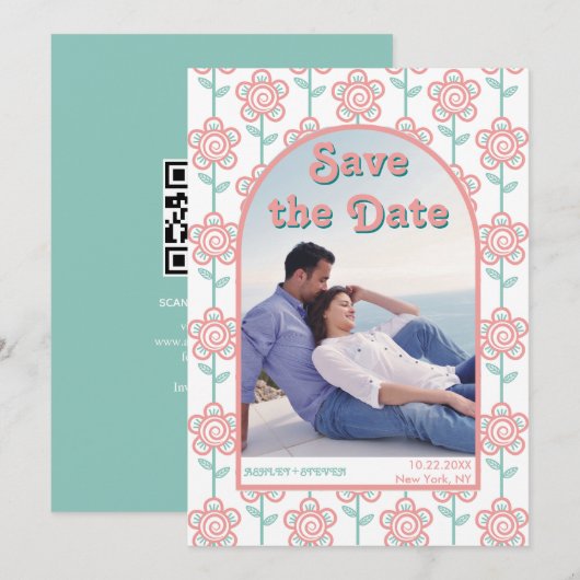 Groovy roze en aqua bloemen 70s geïnspireerd foto save the date (Voorkant / Achterkant)
