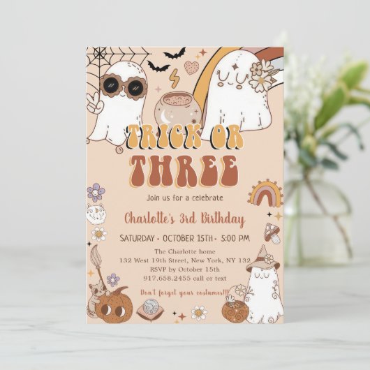 Groovy Schattige Ghost Halloween 3e Verjaardagsfee Kaart (Staand voorkant)