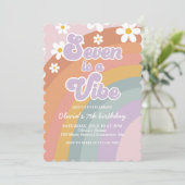 Groovy Seven is een vibe Retro Rainbow 7th Birthda Kaart (Staand voorkant)