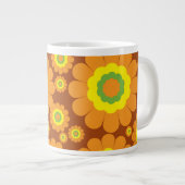 Groovy Seventies Flowers Grote Koffiekop (Voorkant rechts)