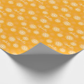 Groovy Sinaasappel Daisy Flower Retro Bloemennaam Cadeaupapier (Hoek)