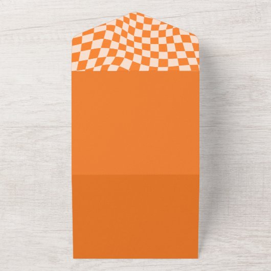 Groovy Sinaasappel geruit Uniek Modern Bruiloft All In One Uitnodiging (Buitenkant)