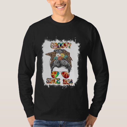 Groovy Since 1934 Messy Bun Hip Retro 60s 70s T-shirt (Voorkant)