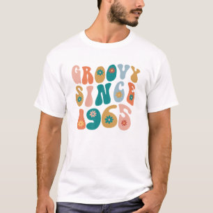 Groovy sinds 1965 57th Birthday Hippie Style 57 Ye T-shirt