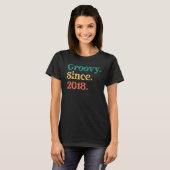 Groovy Sinds 2018 70s 60s Retro Verjaardagsfeest T-shirt (Voorkant volledig)