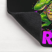 Groovy Six Seven Bruh Alligator Dabbing Mardi Gras Muismat (Hoek)