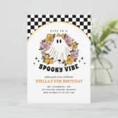 Groovy Spooky Girl Halloween Birthday Invitation Kaart (Staand voorkant)