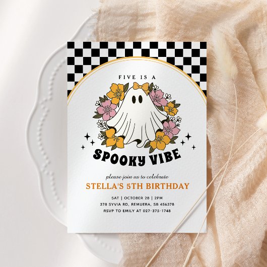 Groovy Spooky Girl Halloween Birthday Invitation Kaart