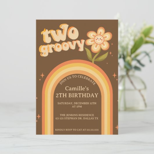 Groovy twee boho daisy regenboog verjaardag kaart (Staand voorkant)