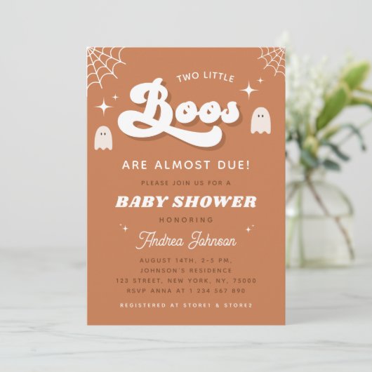 Groovy Typography Retro Ghost Twin Baby shower Kaart (Staand voorkant)