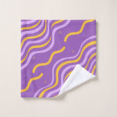 Groovy Wavy Stripe Paarse Gele Abstracte Lente Bad Handdoek (Wasdoekje)
