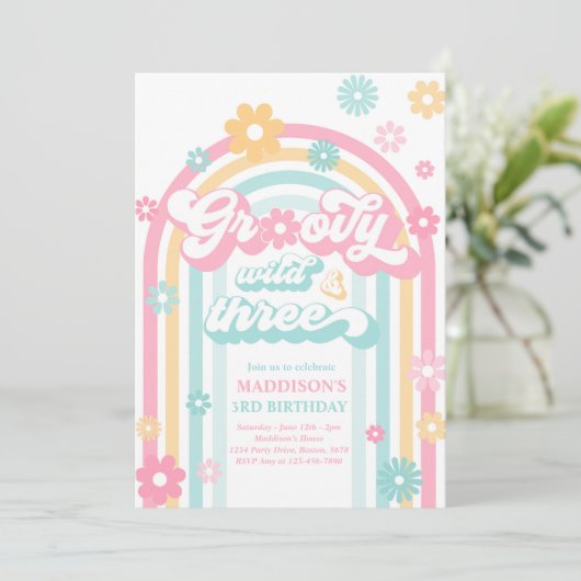 Groovy Wild en Drie Boho Daisy Rainbow Birthday Kaart (Staand voorkant)