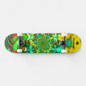 Groovy Yellow Green Abstract Futuristic spiral Persoonlijk Skateboard (Horizontaal)