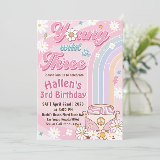 Groovy Young Wild & Three Rainbow 3rd Birthday Kaart (Staand voorkant)