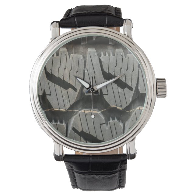 Grote Automotive Auto oude banden Black Road trips Horloge (Voorkant)