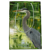 Grote blauwe haron in vijver - groen medium cadeauzakje (Voorkant)