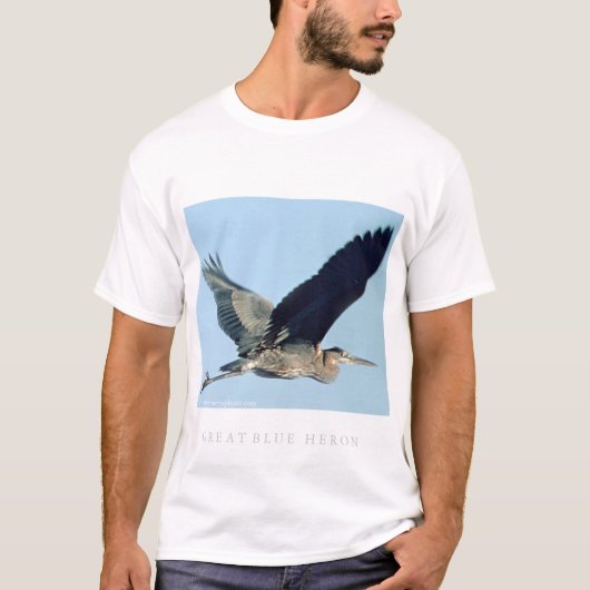 Grote Blauwe Heron in vlucht T-shirt (Voorkant)