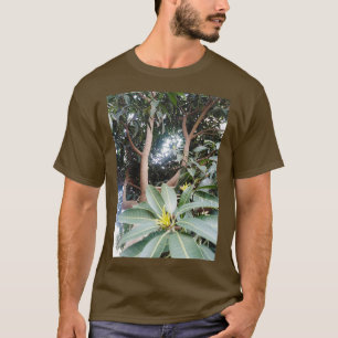 Grote boom in het bos t-shirt
