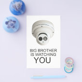 Grote broer kijkt naar je flyer (Enkel)