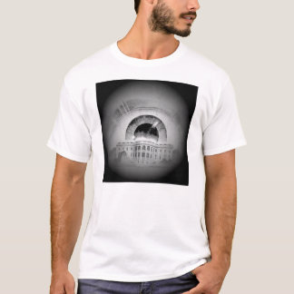 grote broer kijkt uit t-shirt