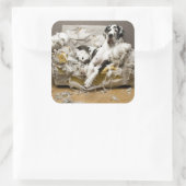 Grote Deen gekauwde Sofa Pet Sitter Hond Walker Vierkante Sticker (Tas)