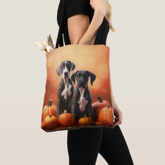 Grote Deen Puppy Herfst Delight Pompoen Tote Bag (Dichtbij)