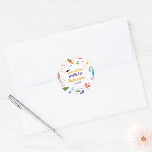 Grote Doodle Kindergarten Afstudeerfeest Ronde Sticker (Envelop)