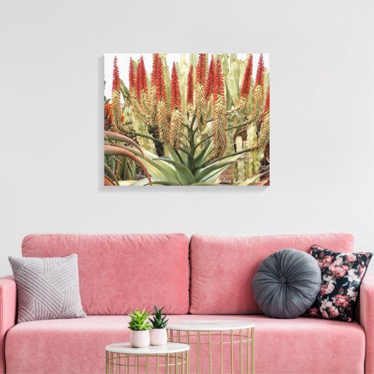 Grote eenzame in bloei canvas afdruk (Insitu (Woonkamer))