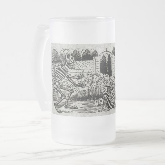 Grote elektrische schedel matglas bierpul (Voorkant links)