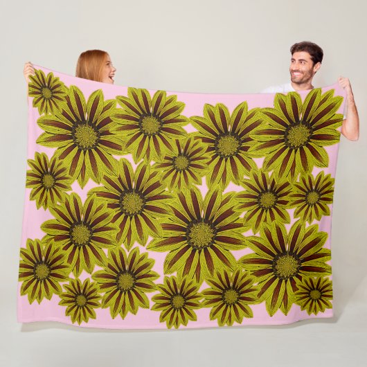 grote en vette gele bloemen met rode strepen fleece deken (In situ)