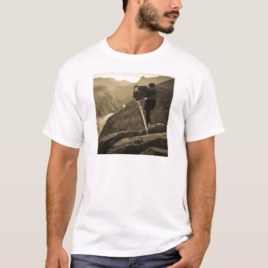 Grote filmcamera met Canyon-fotograaf T-shirt (Voorkant)