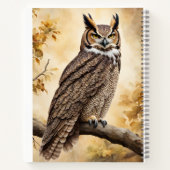 Grote gehoornde uil in een boom notitieboek (Achterkant)