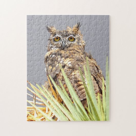 Grote gehoornde uil roofvogel legpuzzel (Verticaal)