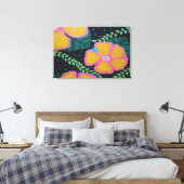 Grote gele hibiscus op zwart canvas afdruk (Insitu (Slaapkamer))