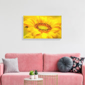 Grote gele zonnebloem stretched canvas print (Insitu (Woonkamer))