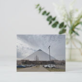 Grote glazen piramide dak architectuur briefkaart (Staand voorkant)
