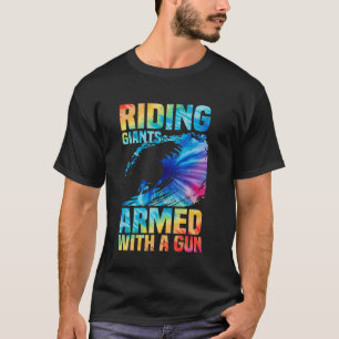 Grote Golf Surfen op Reuzen Ontwerp voor Surfer T-shirt