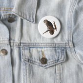 Grote grijze boomkorren ronde button 5,7 cm (In situ)