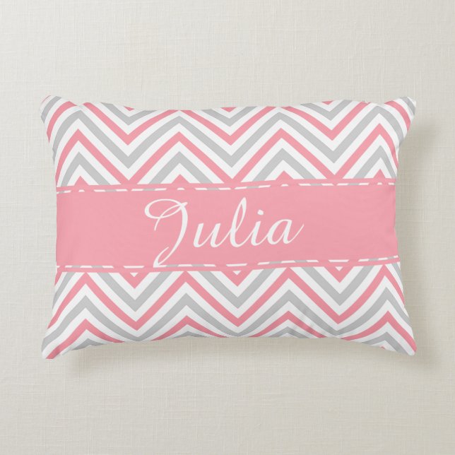 Grote grijze Zig Zag Pattern Ribbon Roos Name Accent Kussen (Voorkant)