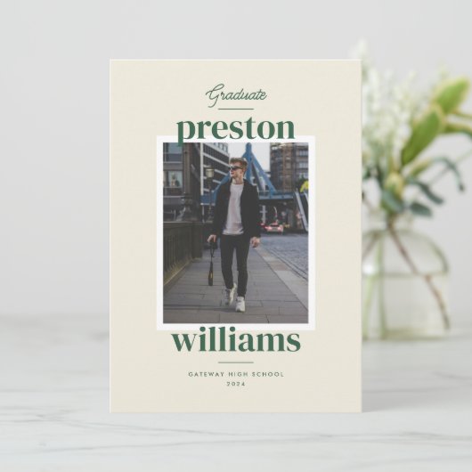 Grote Groene Naam Afstuderen Aankondiging Fotokaar (Staand voorkant)