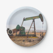 Grote groene pomp in een olieveld papieren bordje (Voorkant)
