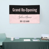 Grote heropening Bleke roze en zwarte schoonheidss Spandoek (Beurs)