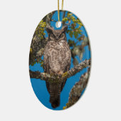 Grote hoornvliezen op een eikel keramisch ornament (Links)