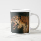 grote kat in de grote tijger, wilde dieren grote koffiekop (Rechts)