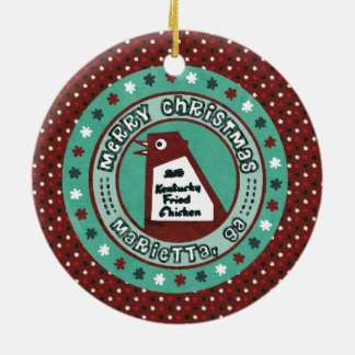 Grote kerstversiering met een kip keramisch ornament